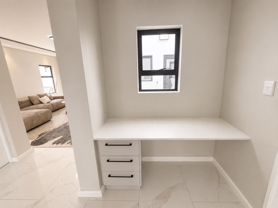 4 Bedroom Property for Sale in Sandown Western Cape